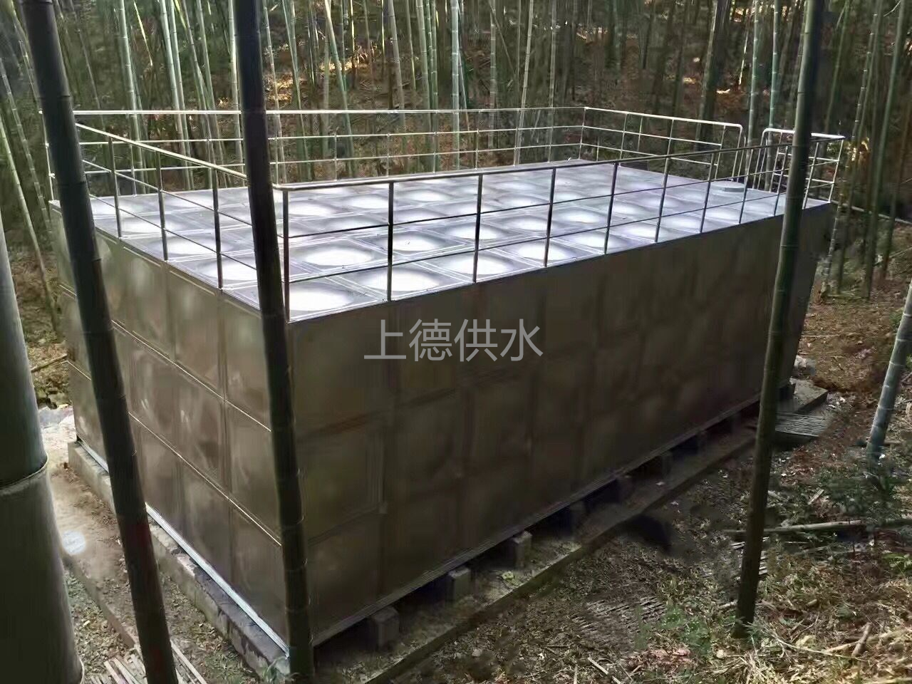 特殊水箱.jpg